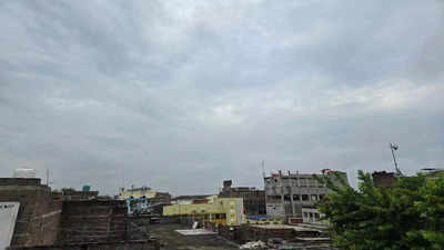 Jharkhand Weather: झारखंड के इन जिलों में भारी बारिश का अलर्ट, जानें कब प्रवेश कर रहा मानसून