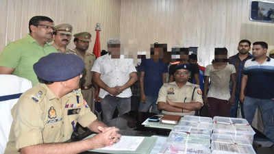 बिहार से नशीले इंजेक्शन और दवाइयां लाकर बेचने वाले गिरोह के 11 गिरफ्तार, गाजीपुर पुलिस की बड़ी कार्रवाई