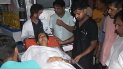 अनिश्चितकालीन हड़ताल पर बैठीं आतिशी की तबीयत बिगड़ी, दिल्ली के LNJP अस्पताल में देर रात कराया गया भर्ती
