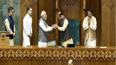 Parliament Special Session: ಸ್ಪೀಕರ್ ಚುನಾವಣೆಯಲ್ಲಿ ಬಿಜೆಪಿಯ ಓಂ ಬಿರ್ಲಾಗೆ ಗೆಲುವು