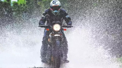 बारिश में अपनी बाइक के टायरों का इन 5 आसान टिप्स से रख सकते हैं ध्यान, बचाव के साथ सुरक्षा भी
