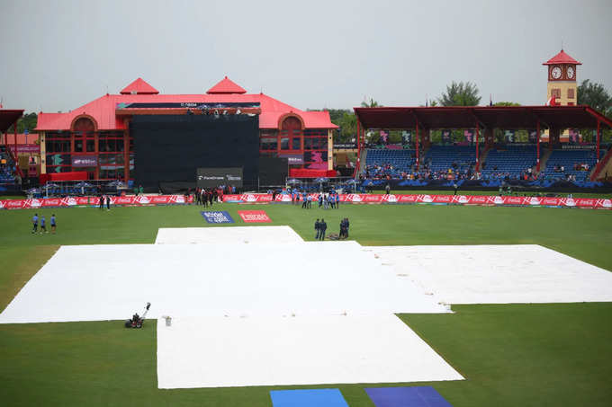 भारत-कनाडा का मैच बारिश धुला 