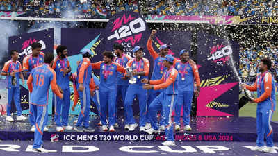 कोई नहीं रोक पाया टीम इंडिया का रथ, लीडरशिप के साथ टीम वर्क और कमिटमेंट ने बनाया वर्ल्ड चैंपियन