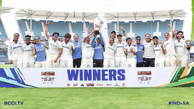 IND W vs SA W: भारतीय महिला टीम का जलवा, एकमात्र टेस्ट मैच में दक्षिण अफ्रीका को 10 विकेट से रौंदा