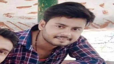 हमीरपुर: प्रेमिका की बेवफाई से प्रेमी ने गोली मारकर की आत्महत्या, मरने से पहले सीएम योगी के नाम छोड़ा वीडियो