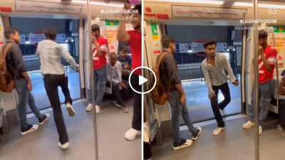 दिल्ली मेट्रो में लड़के ने उतरते-चढ़ते किया नाटू-नाटू पर अतरंगी डांस, पब्लिक देखती रह गई बंदे का कॉन्फिडेंस