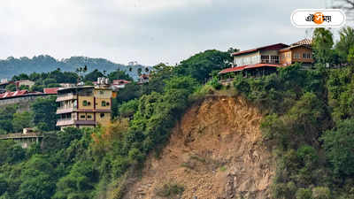 Landslide In Darjeeling : এত্তা জঞ্জাল! পরিণামেই খাস দার্জিলিং শহরে ধস?