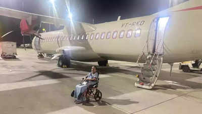 New Delhi: वृद्धेला सोडून क्रू विमानातून उतरला, मुलगा मदत मागत राहिला... दिल्ली विमानतळावर संतापजनक घटना
