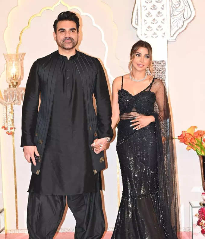 पत्नी के साथ अरबाज खान
