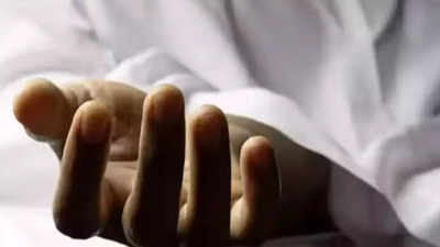 अयोध्या में आम तोड़ने पर पति-पत्नी ने मिलकर 6 साल की बच्ची को पीटा, अस्पताल जाते हुए हो गई मौत