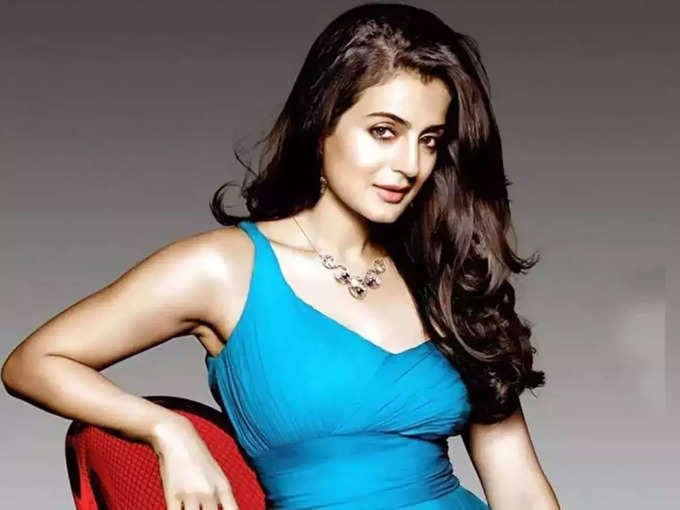 ameesha-patel-p