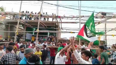 दरभंगा: मुहर्रम जुलूस में फिलिस्तीन का झंडा लहराने वाले की हो गई पहचान, बिहार पुलिस अब कर रही तलाश