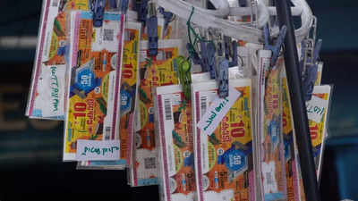 Akshaya Lottery Result Today: ഞായറാഴ്ച 70 ലക്ഷം പോക്കറ്റിലാക്കിയത് ഈ ടിക്കറ്റിനുടമ; അക്ഷയ ലോട്ടറി ഫലം പുറത്ത്