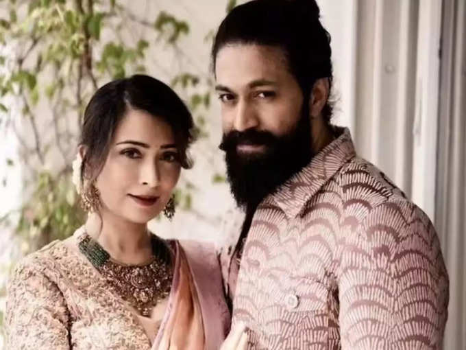 Yash wife Radhika Pandit