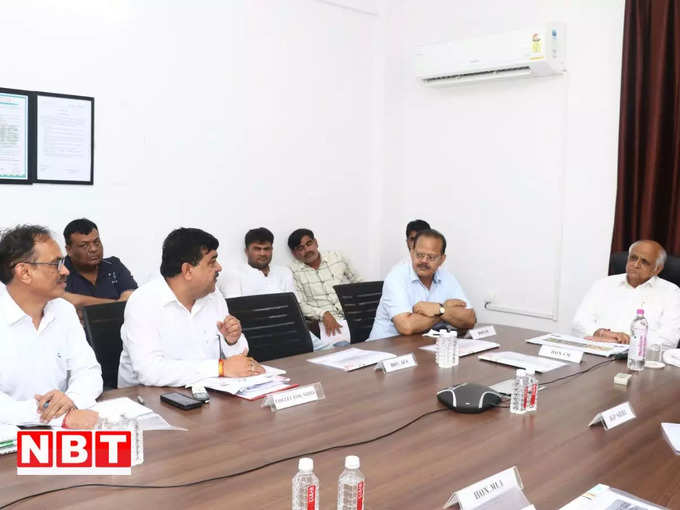 Gujarat cm review meeting 