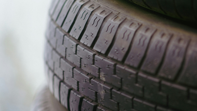 aftermarket tyres in Car