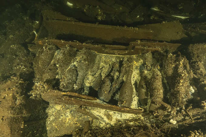 Sunken treasure: Is the champagne nestled in a 19th-century shipwreck still fit for a toast?