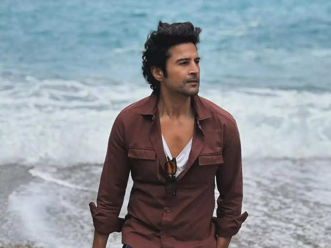 rajeev khandelwal