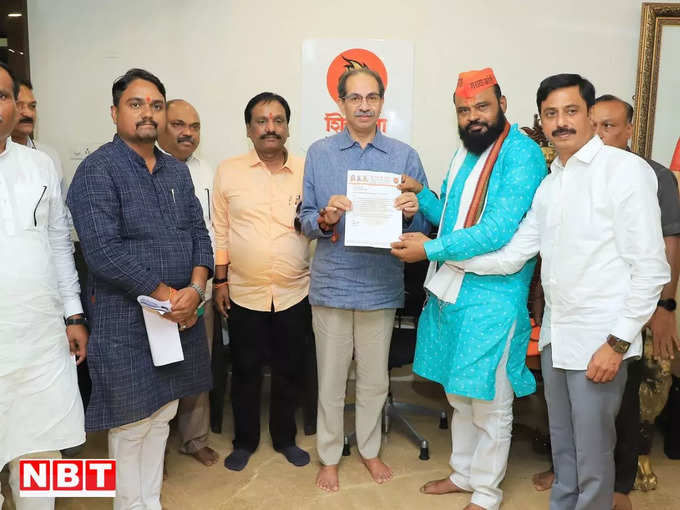 uddhav thackeray with maratha Activist