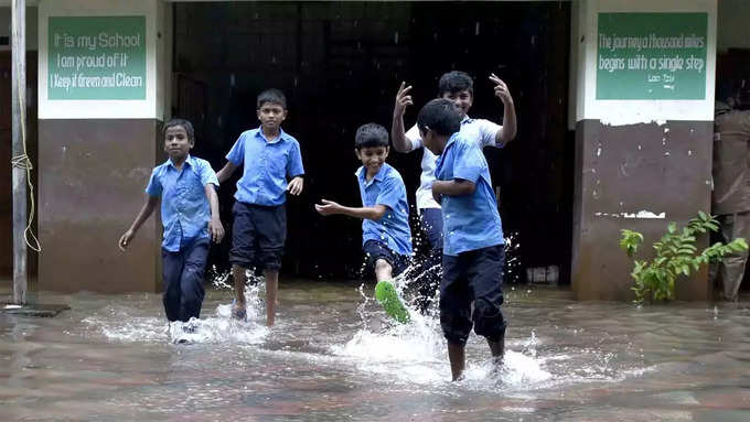 ​തൃശൂര്‍ ജില്ലയിലും ഇന്ന് അവധി​