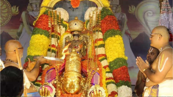 பக்தர்களுக்கு டபுள் ட்ரீட் :