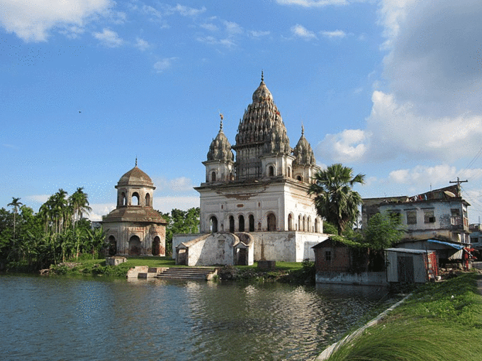 पुठिया मंदिर