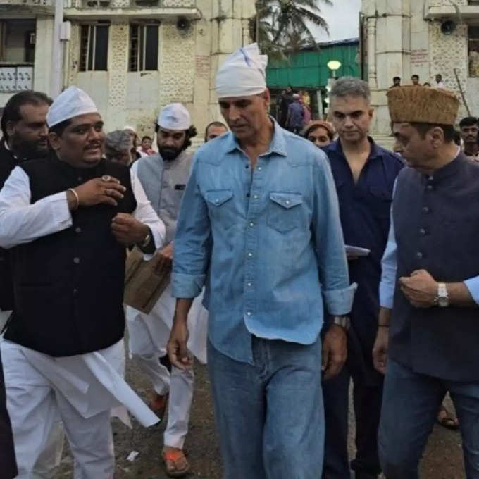 akshay kumar Haji Ali Dargah