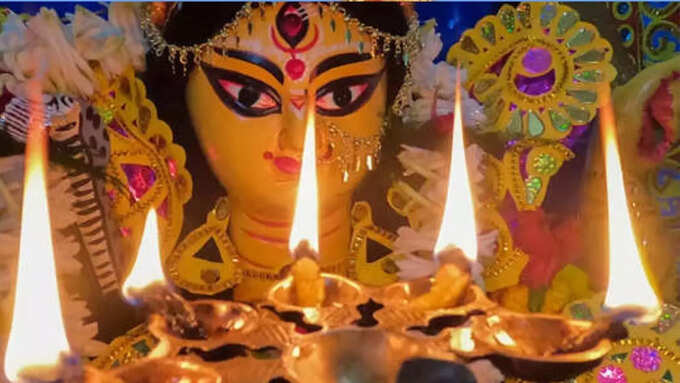 ஆடி வெள்ளியில் வரும் பஞ்சமி : ஆடி வெள்ளியில் வரும் பஞ்சமி :