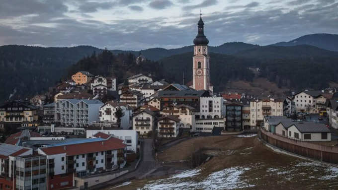 Liechtenstein स्वतंत्र हुआ