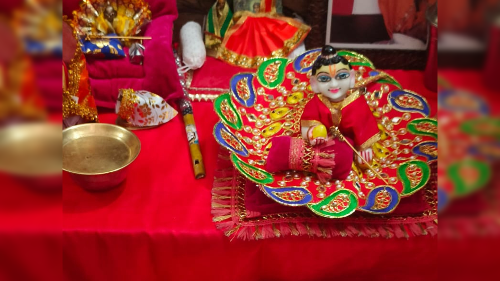  Laddu gopal