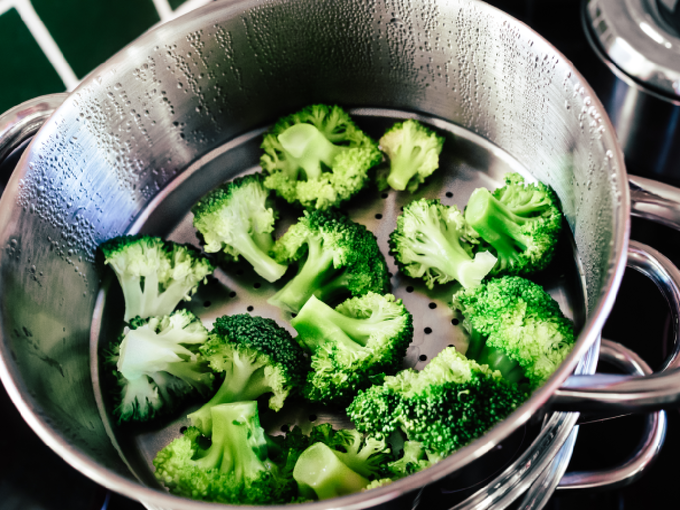 steam broccoli vegetable