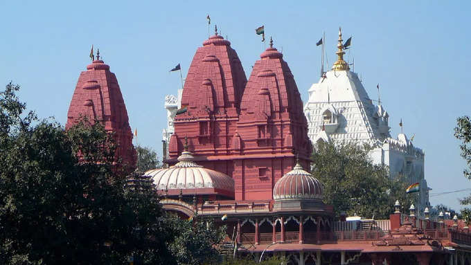 श्री दिगंबर जैन मंदिर 