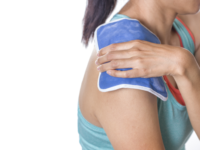 shoulder ice cold compress