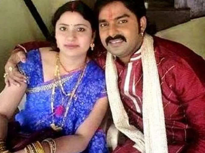 Pawan singh First Wife