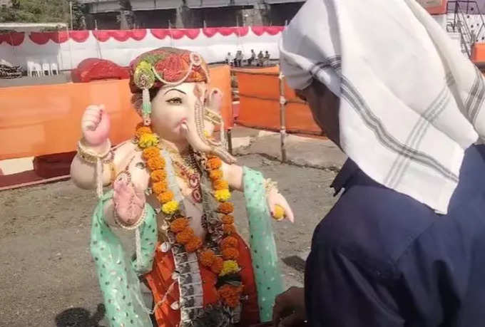 अकोल्यात ही घरगुती गणेश विसर्जनाला सुरुवात झाली