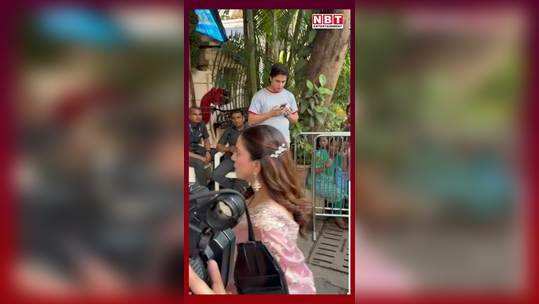 pregnant shraddha arya security guard scolds fans watch video