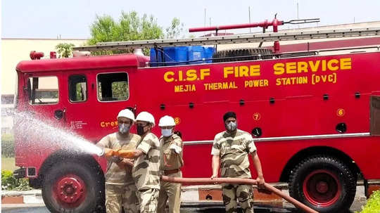 CISF Constable Recruitment 2024 : பாதுகாப்பு படையில் தீயணைப்பு வீரர் வேலைக்கு 1,130 காலிப்பணியிடங்கள் - 12-ம் வகுப்பு தேர்ச்சி போதும்