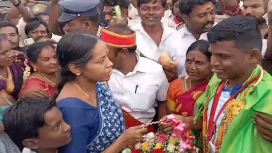 பாராலிம்பிக்: பதக்கம் வென்ற மாரியப்பனுக்கு சொந்த ஊரில் உற்சாக வரவேற்பு!