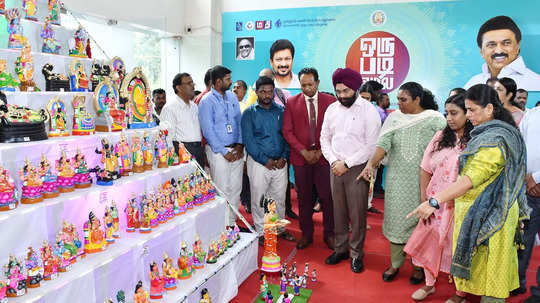 சென்னையில் நவராத்திரி விற்பனைக் கண்காட்சி - சுய உதவிக்குழு பொருள்கள் அணிவகுப்பு!