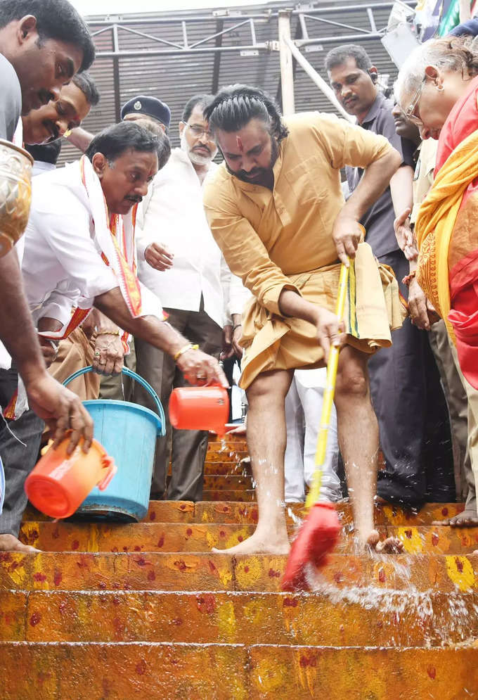 ಕ್ಷಮೆ ಕೇಳುವೆ 