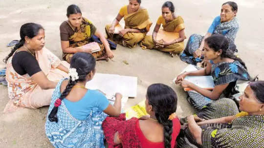 பெண்களுக்கு ரூ. 50,000 தரும் அரசின் சூப்பரான திட்டம்.. யாருக்கெல்லாம் கிடைக்கும்?