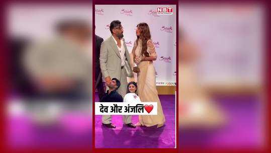 dhadkan cast shilpa shetty and suniel shetty hugged each other as soon as they saw each other in an event watch video