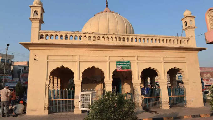 Tomb of Miran Sahib