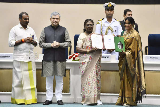 ರಾಷ್ಟ್ರಪತಿ ದ್ರೌಪದಿ ಮುರ್ಮು