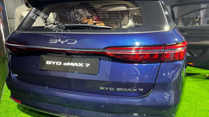 BYD eMax 7: बैचरी और रेंज