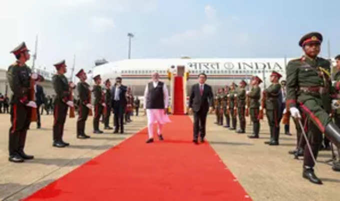 PM Modi arrives in Laos for ASEAN-India, East Asia summits