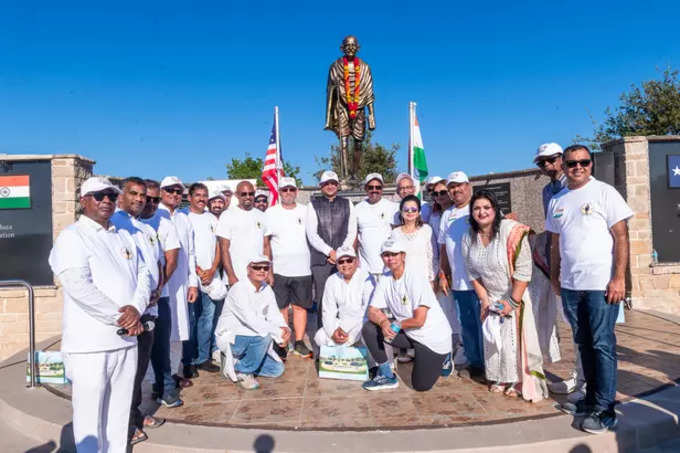 ఉత్సాహంగా పాల్గొన్న భారతీయులు 