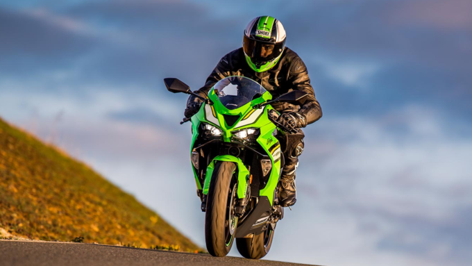 கவாஸாகி ZX-6R KRT எடிஷன்: இன்ஜின்