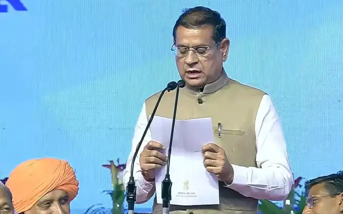 राजेश नागर ने ली मंत्रिपद की शपथ