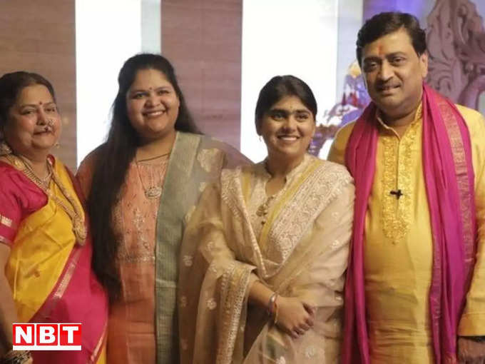 Sreejaya Ashok Chavan with family